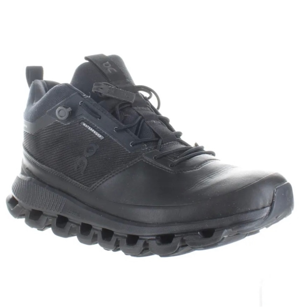 on cloud all black shoes